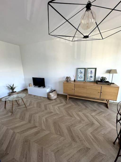 Appartement Neuf Avec Balcon Et Parking Prive Кан Екстер'єр фото